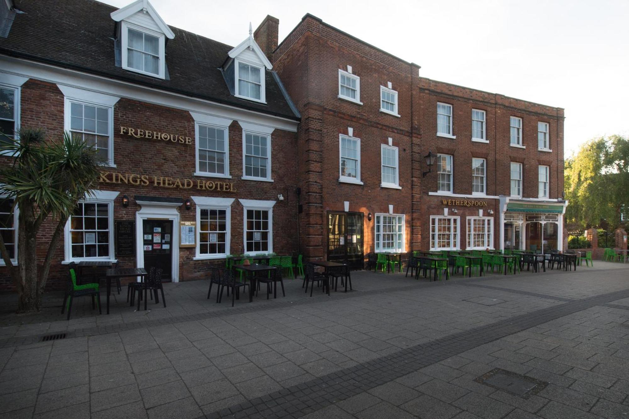 The King'S Head Hotel Wetherspoon Бекклс Екстер'єр фото